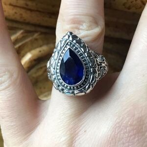 Natural Blue Sapphire Sterling Silver Ring Size 7